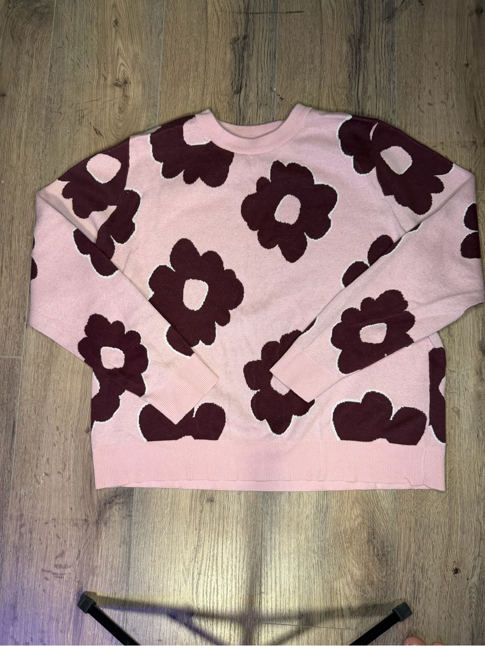 Crewneck Pink Sweater with Maroon Floral Motif
